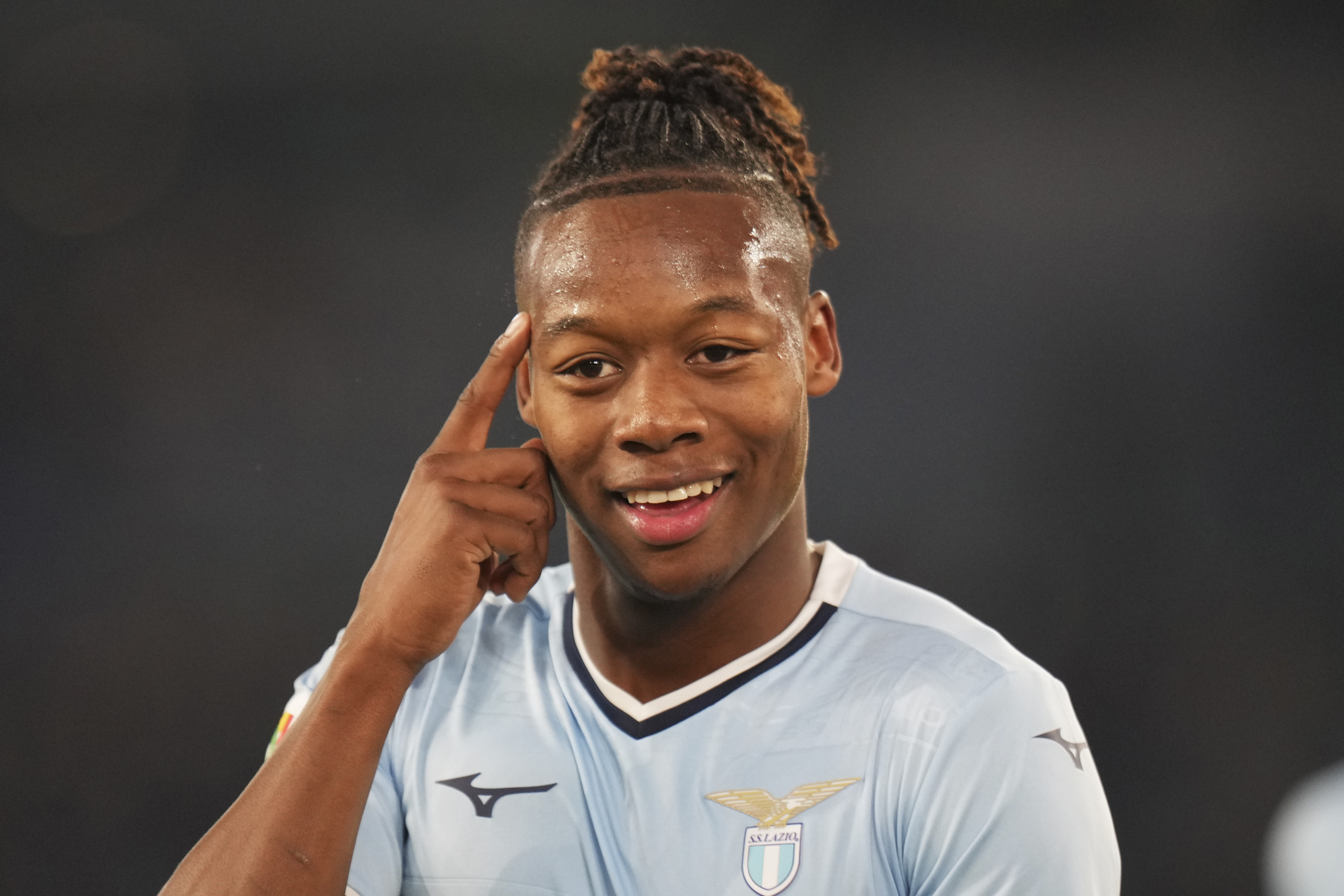 Lazio's Tijjani Noslin celebrates after scoring his side's second goal during the Italian Cup soccer match between Lazio and Napoli at Rome's Olympic Stadium, Thursday, Dec. 5, 2024.