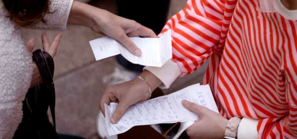 Gen Z leads the way in record holiday shopping spree