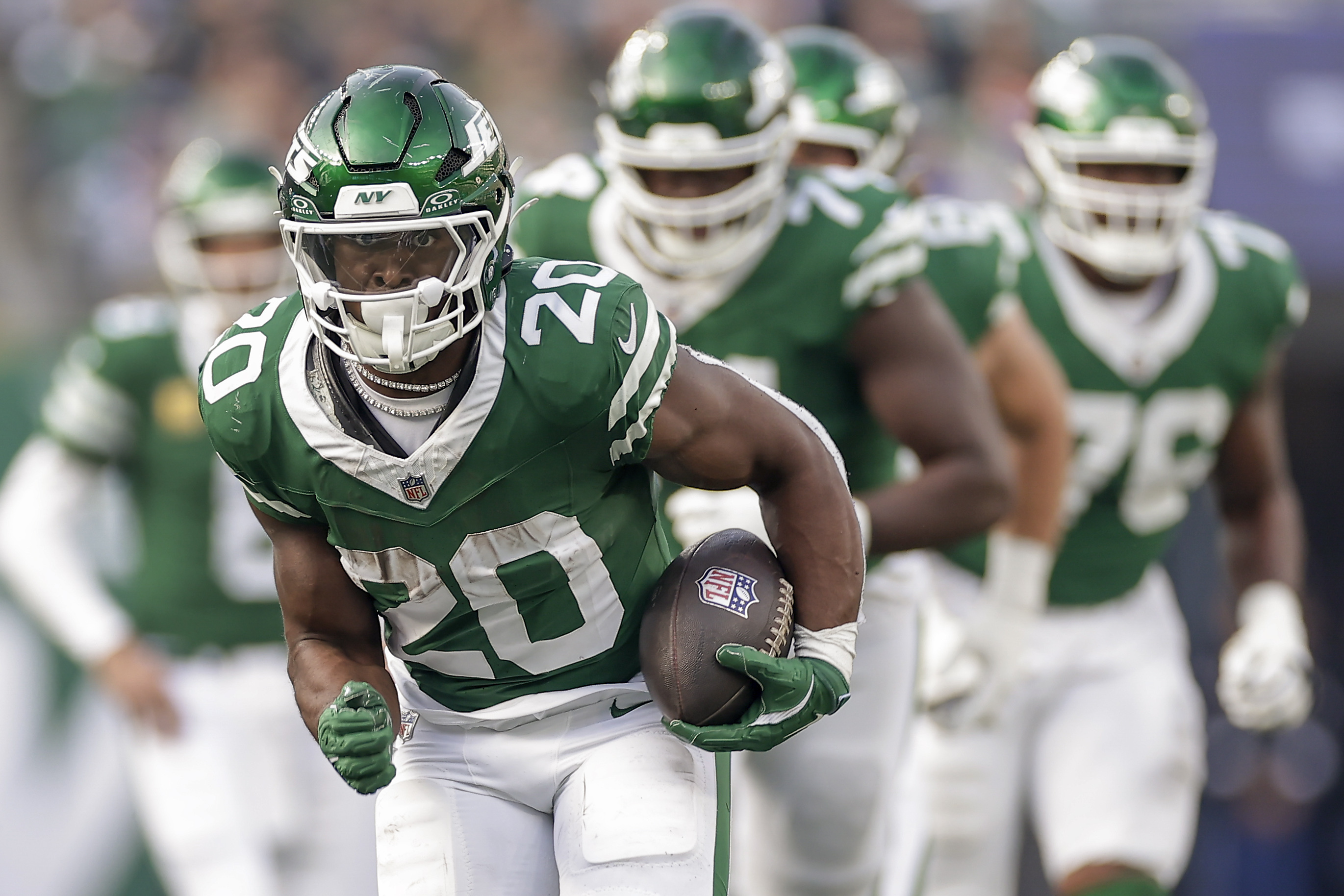 Jets running back Hall 'looks promising' to play vs. Jags, but cornerback Reed is doubtful