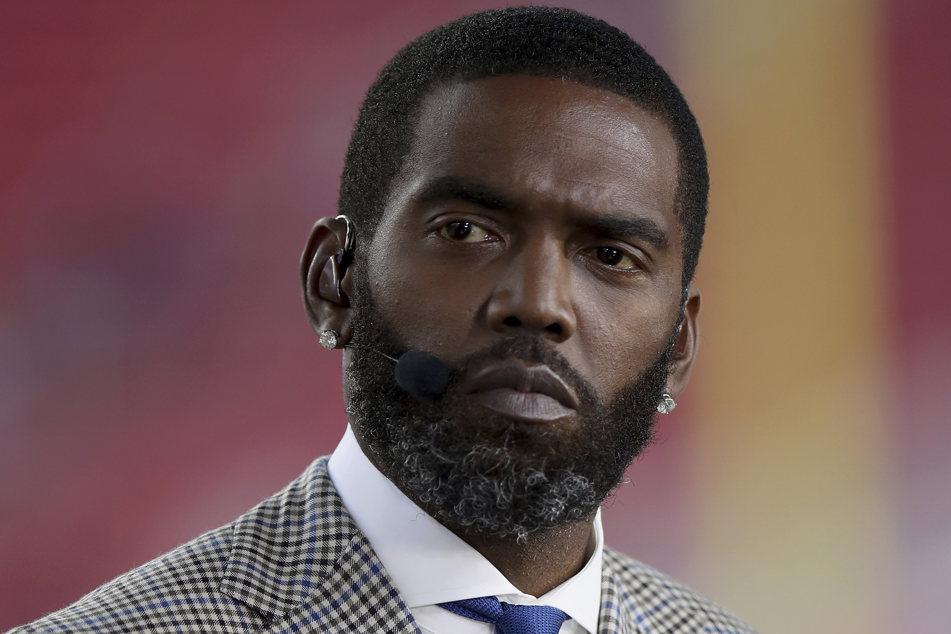 Pro Football Hall of Famer Randy Moss says he's being treated for cancer outside his bowel duct