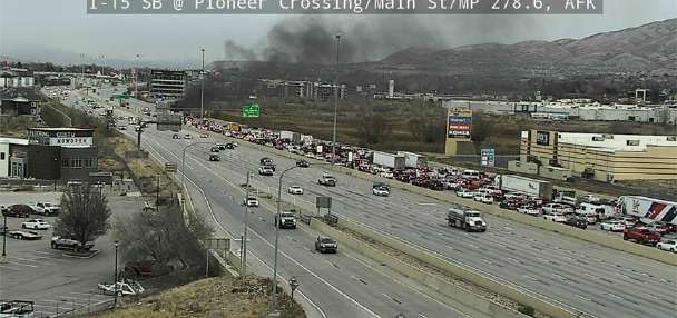 I-15 closed in Lehi due to crash, car fire