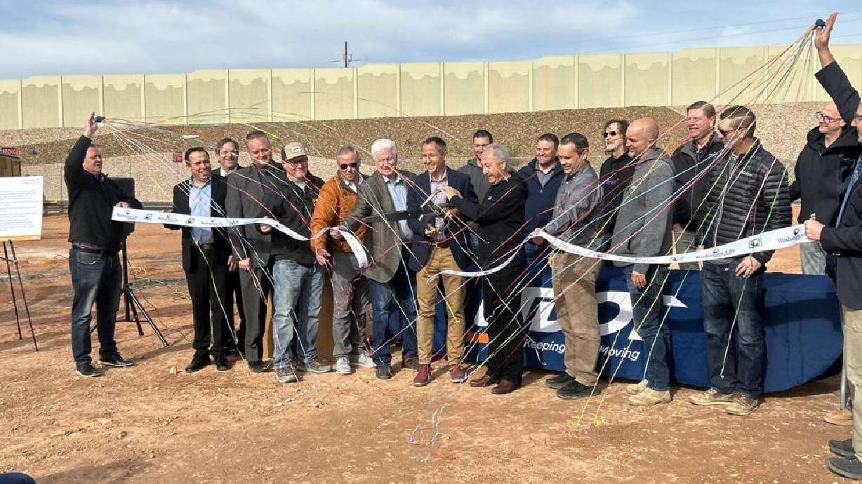 The new Main Street/Exit 12 interchange off I-15 in Washington, which opened to traffic just prior to Thanksgiving, had an official ribbon cutting celebrating its completion, Washington on Tuesday.