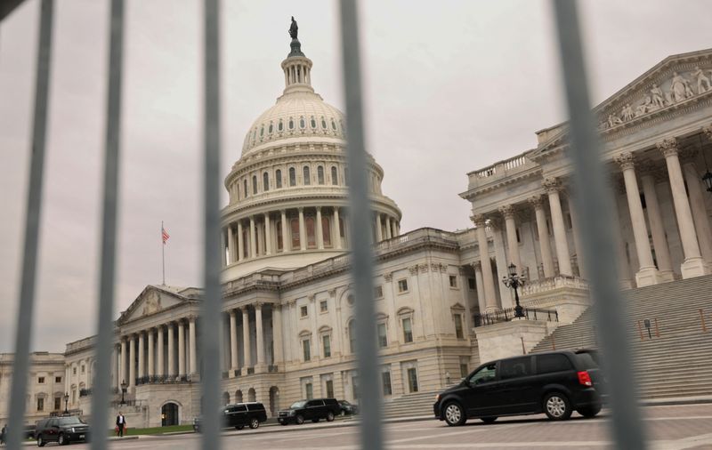 US Senate passes government funding bill, averts shutdown