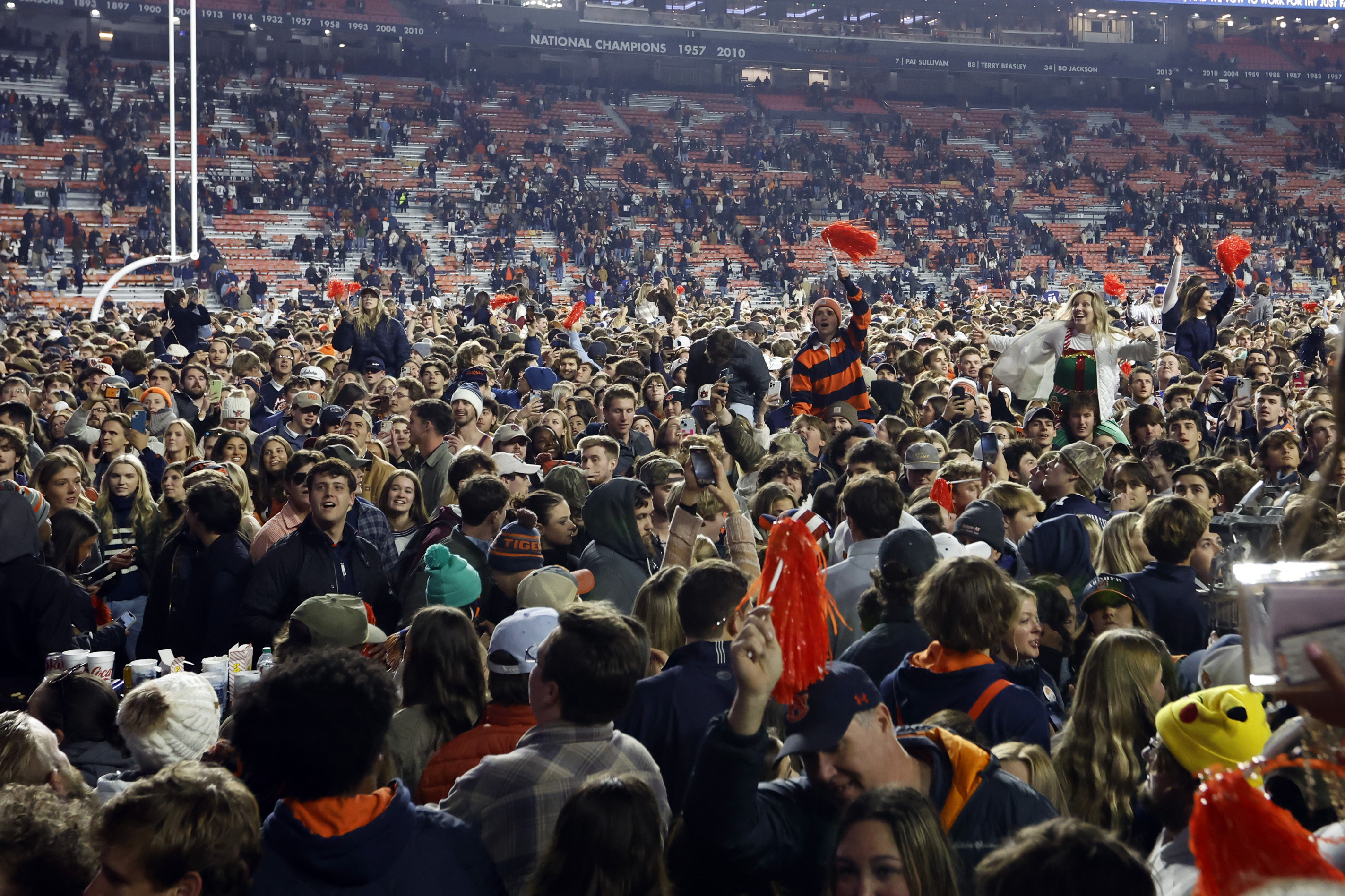 Auburn warns fans of potential ticket price increases ahead of revenue ...