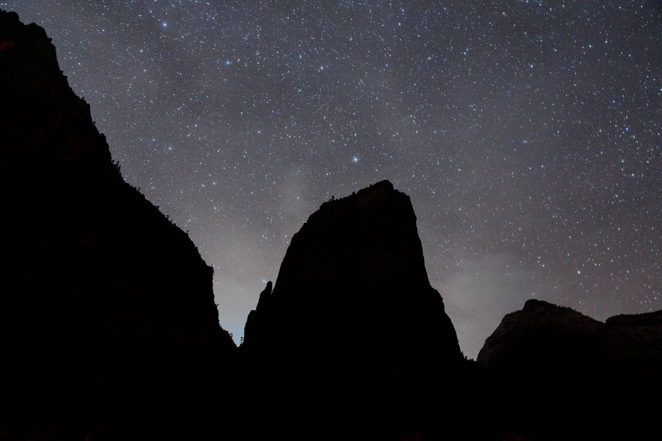 5 dark sky places in Utah worth exploring for the longest night of the year 