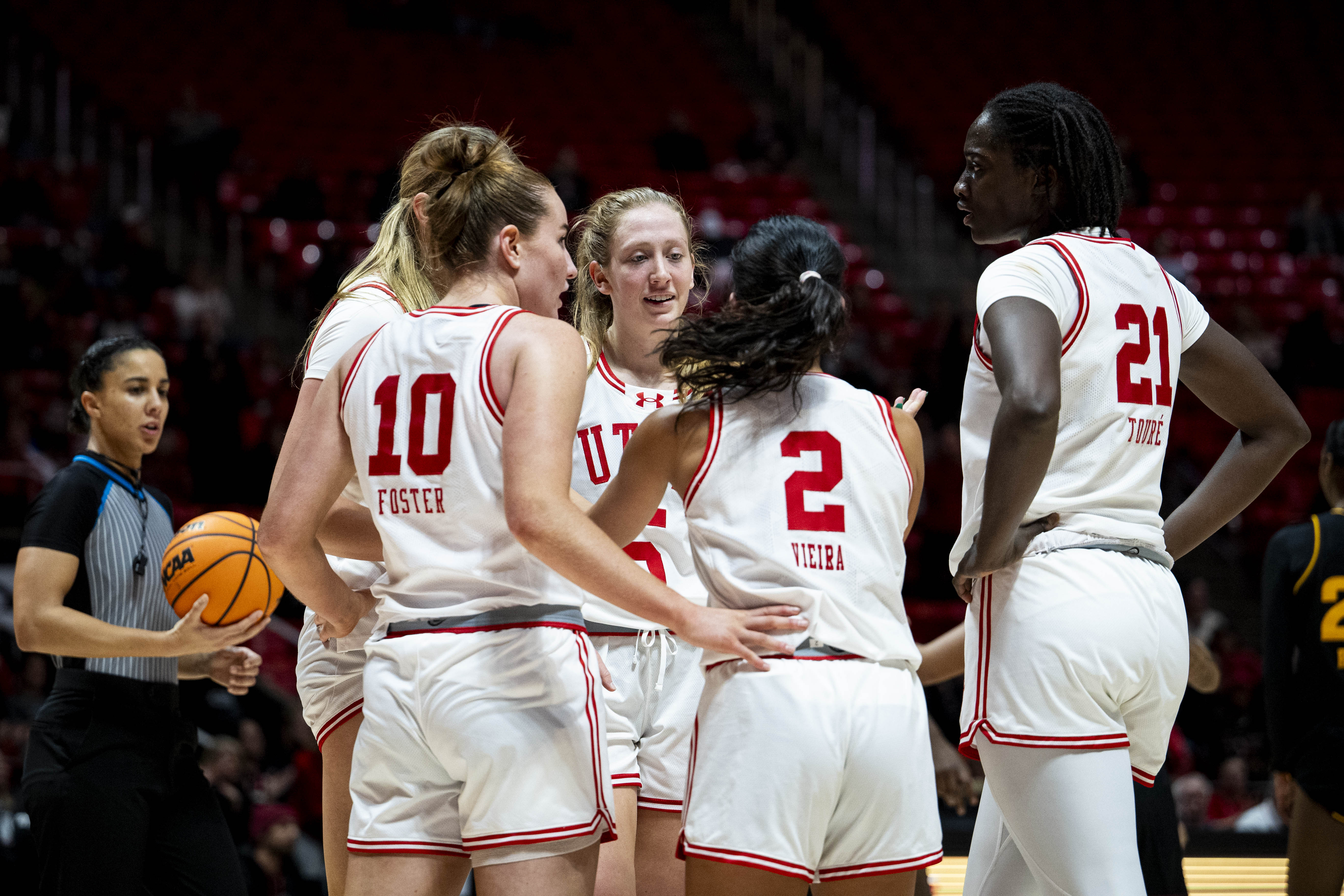 No. 12 Kansas State routs No. 22 Utah women in poor shooting night