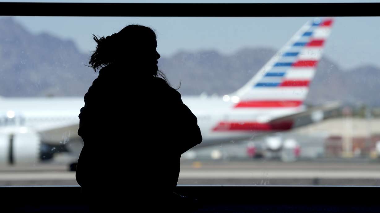 American Airlines briefly grounded flights nationwide due to a technical issue Tuesday.