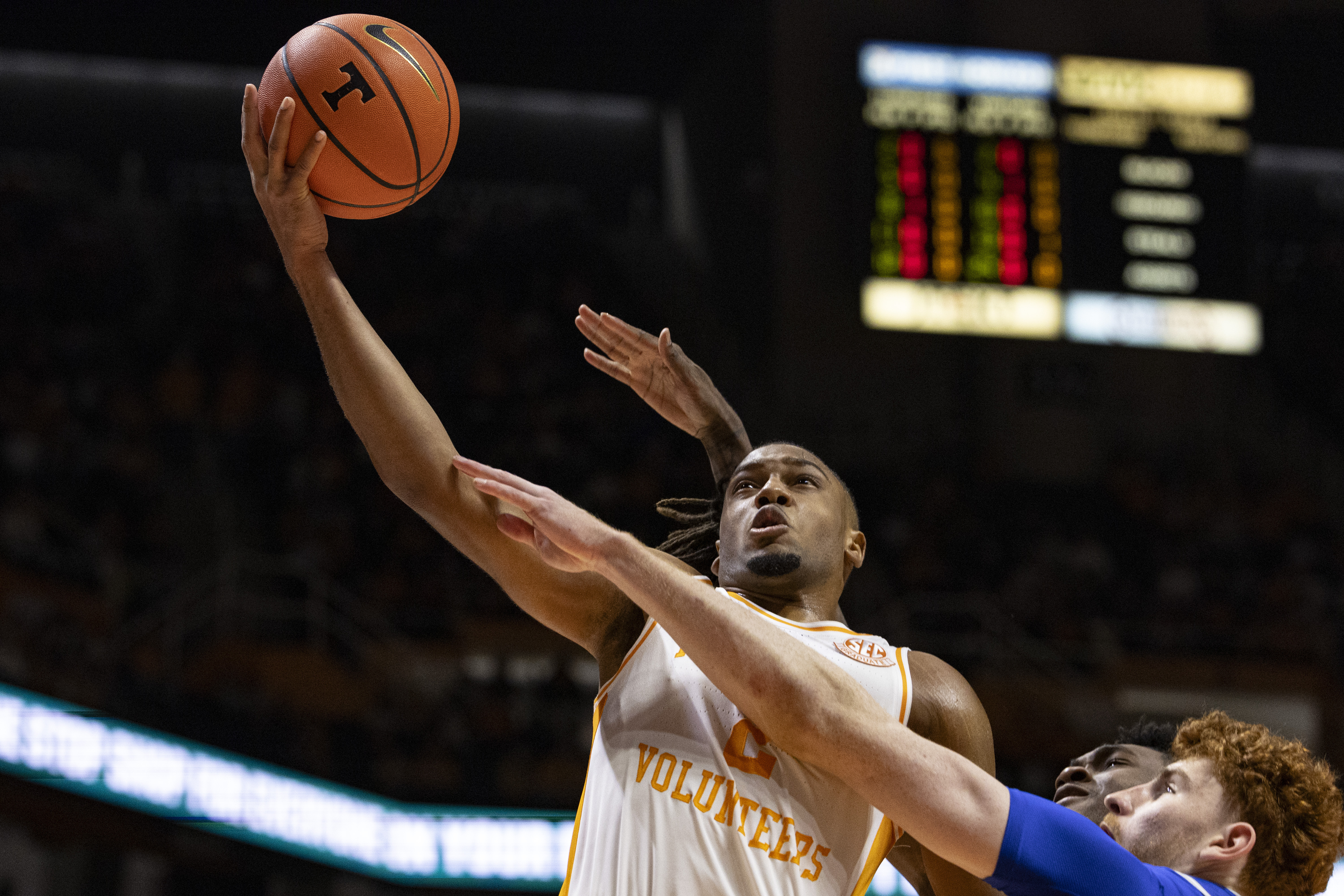 Tennessee guard Chaz Lanier (2) shoots during the first half of an NCAA college basketball game against Middle Tennessee, Monday, Dec. 23, 2024, in Knoxville, Tenn.