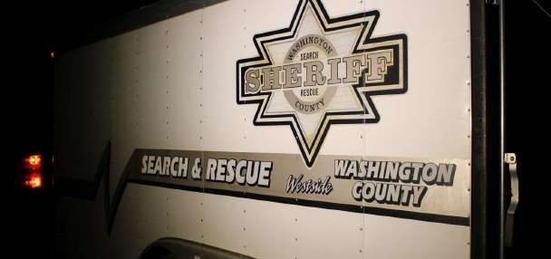 17-year-old girl rescued after falling while hiking on the Red Reef trail