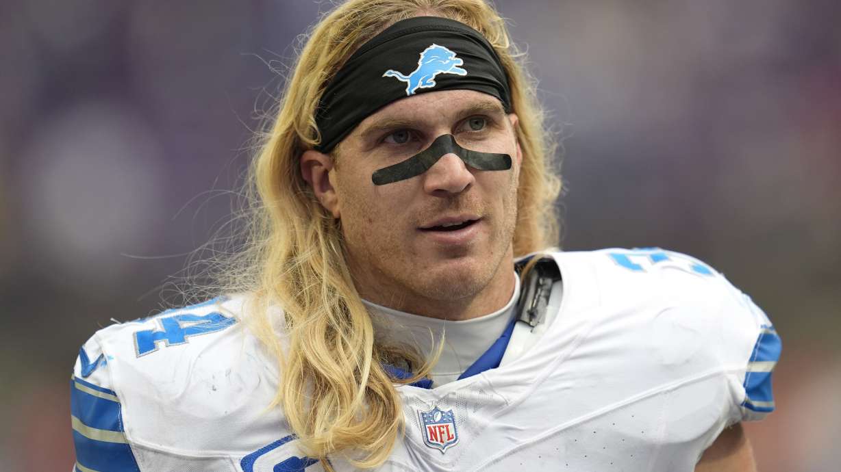 FILE - Detroit Lions linebacker Alex Anzalone walks off the field after an NFL football game against the Minnesota Vikings, Oct. 20, 2024, in Minneapolis.