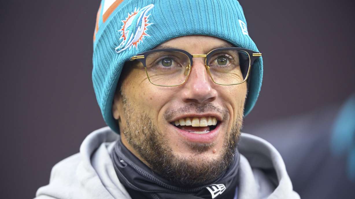 Miami Dolphins head coach Mike McDaniel walks on the field before an NFL football game against the Cleveland Browns Sunday, Dec. 29, 2024, in Cleveland.