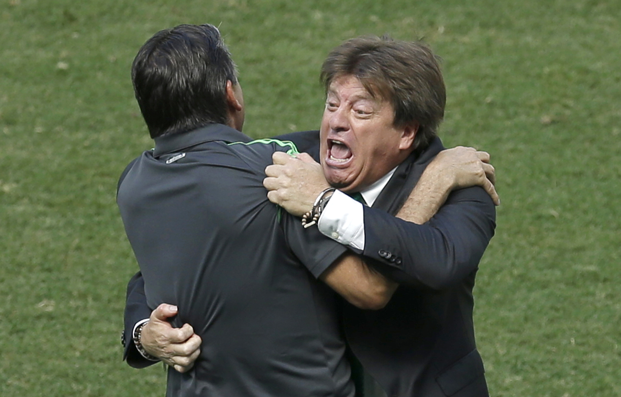 Costa Rica hires Miguel Herrera as coach for 2026 World Cup qualifiers