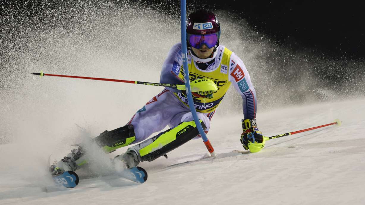 Norway's Atle Lie McGrath speeds down the course during an alpine ski, men's World Cup slalom in Madonna di Campiglio, Italy, Wednesday, Jan.8, 2025. (AP Photo/Alessandro Trovati