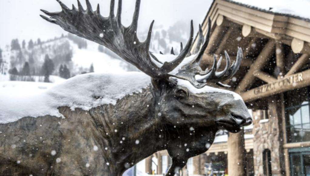 Buy Snowbasin season pass for 2026, use in March and April of 2025