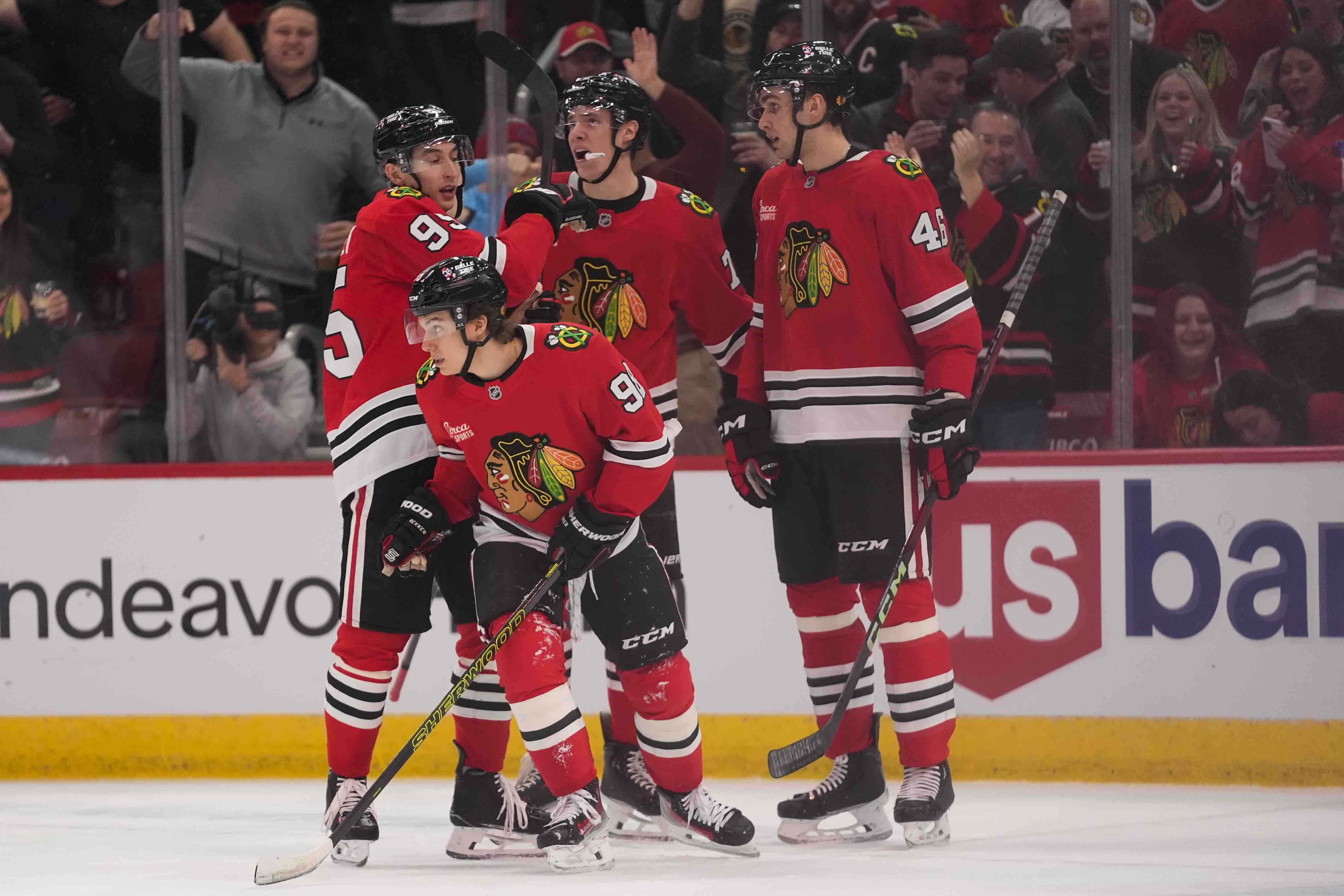 Connor Bedard scores as Blackhawks top Avalanche 3-1