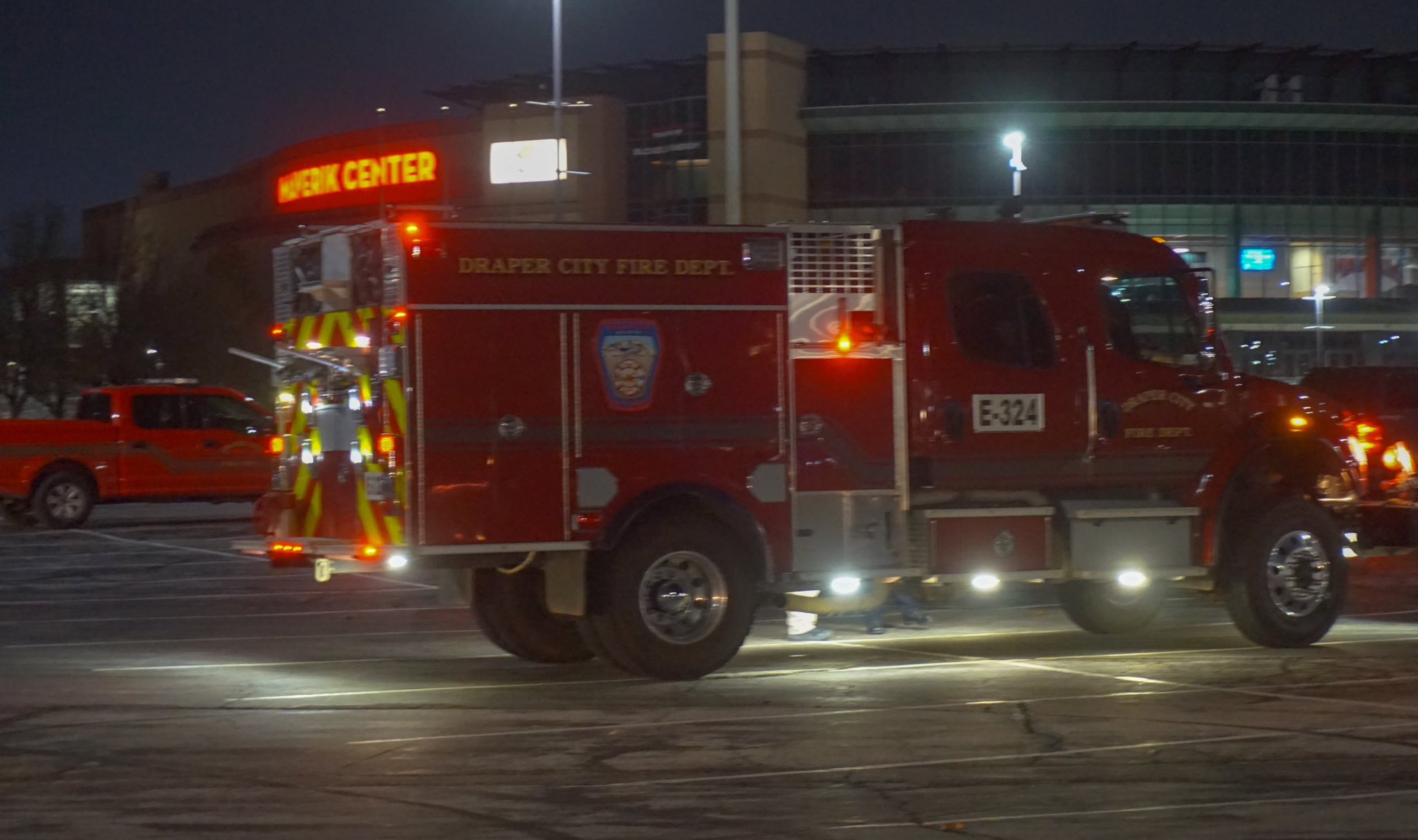 Dozens of Utah firefighters head to California to help battle Los Angeles area fires