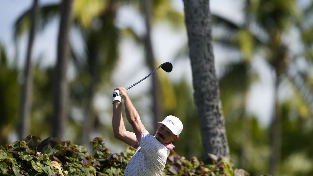 Paul Peterson hits on the 18th hole during the first round of the Sony Open golf event, Thursday, Jan. 9, 2025, at Waialae Country Club in Honolulu.