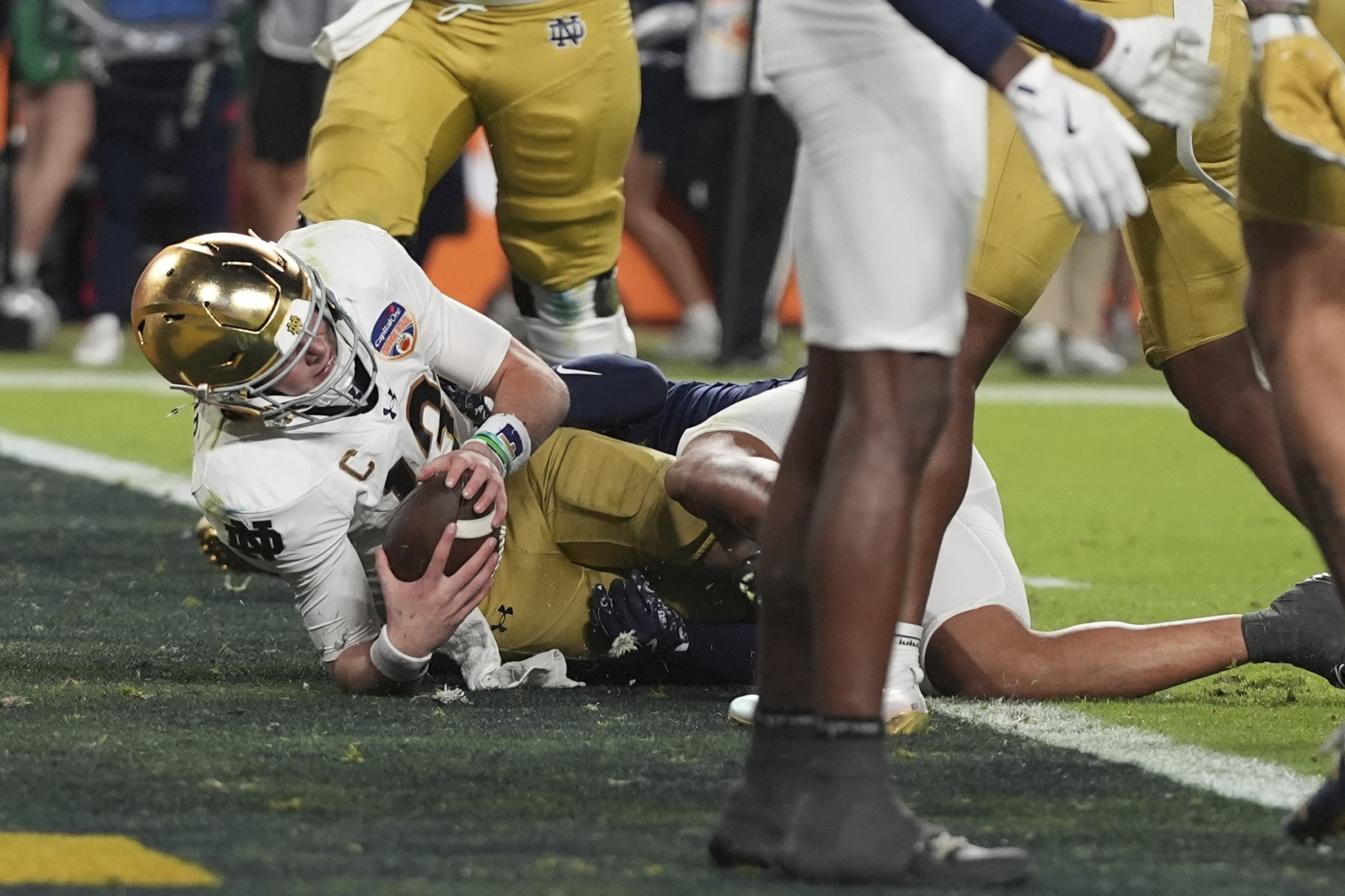 Notre Dame gets late pick, field goal to make title game with 27-24 win over Penn State