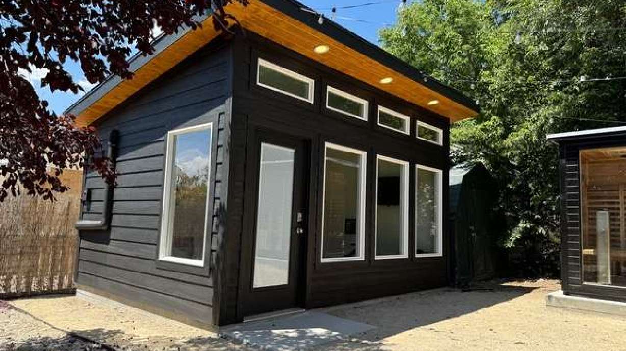 4 reasons to build a backyard office