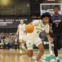 Late-game heroics lift Utah Valley to 6th straight win