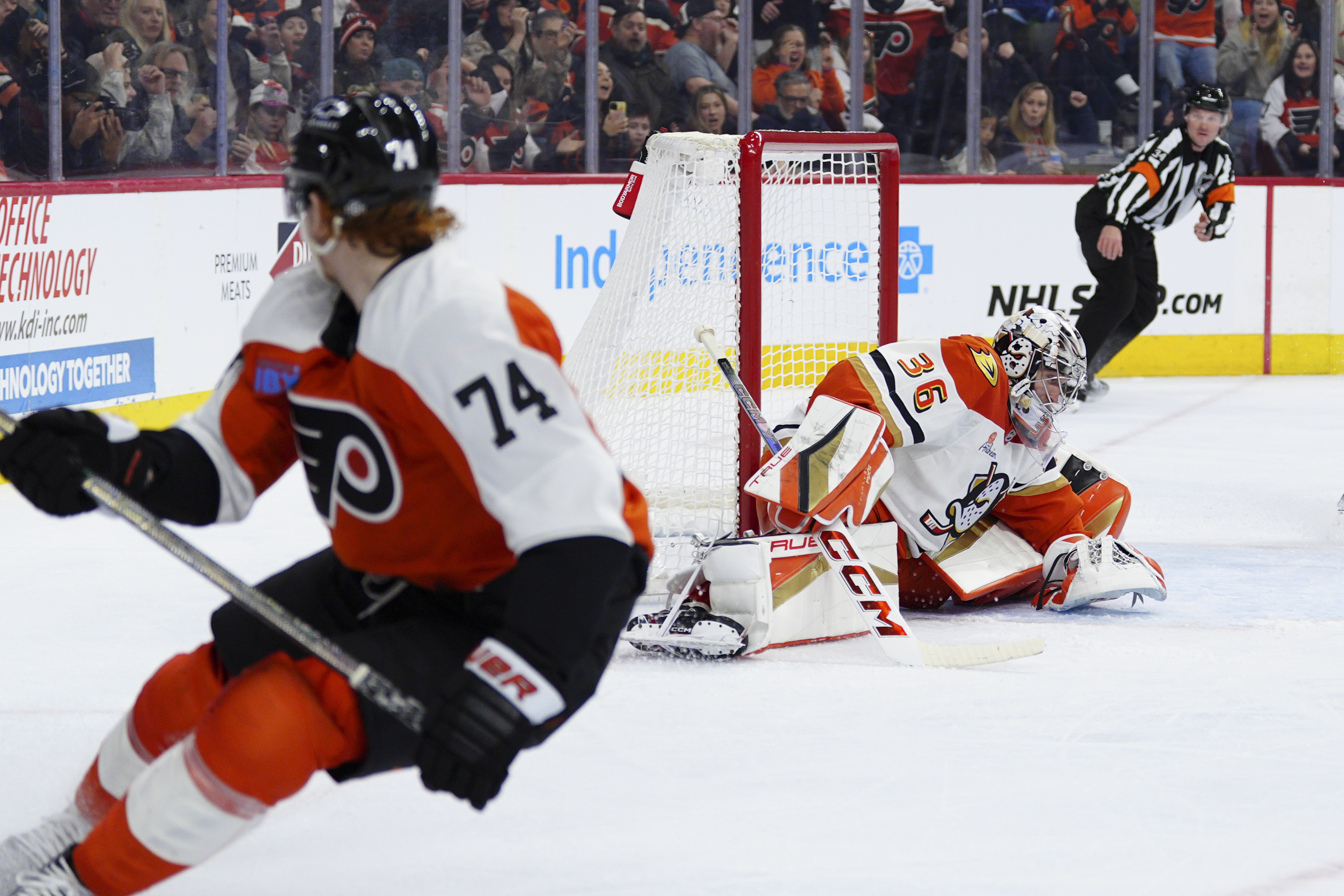 Flyers beat Ducks 6-0 in Cutter Gauthier's first visit to Philadelphia since being traded