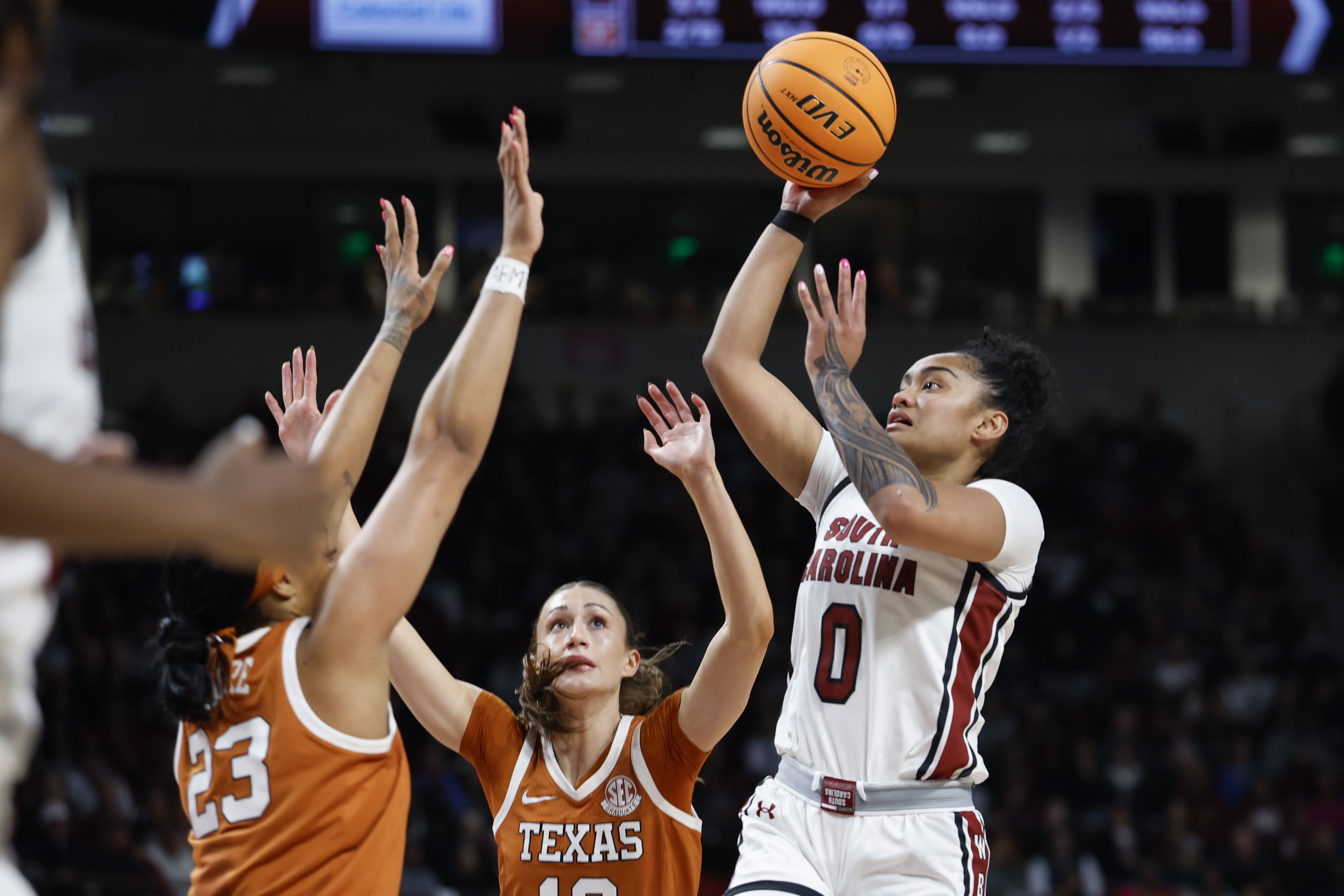 No. 2 South Carolina puts clamps on Madison Booker, routs No. 5 Texas 67-50 for 11th straight win