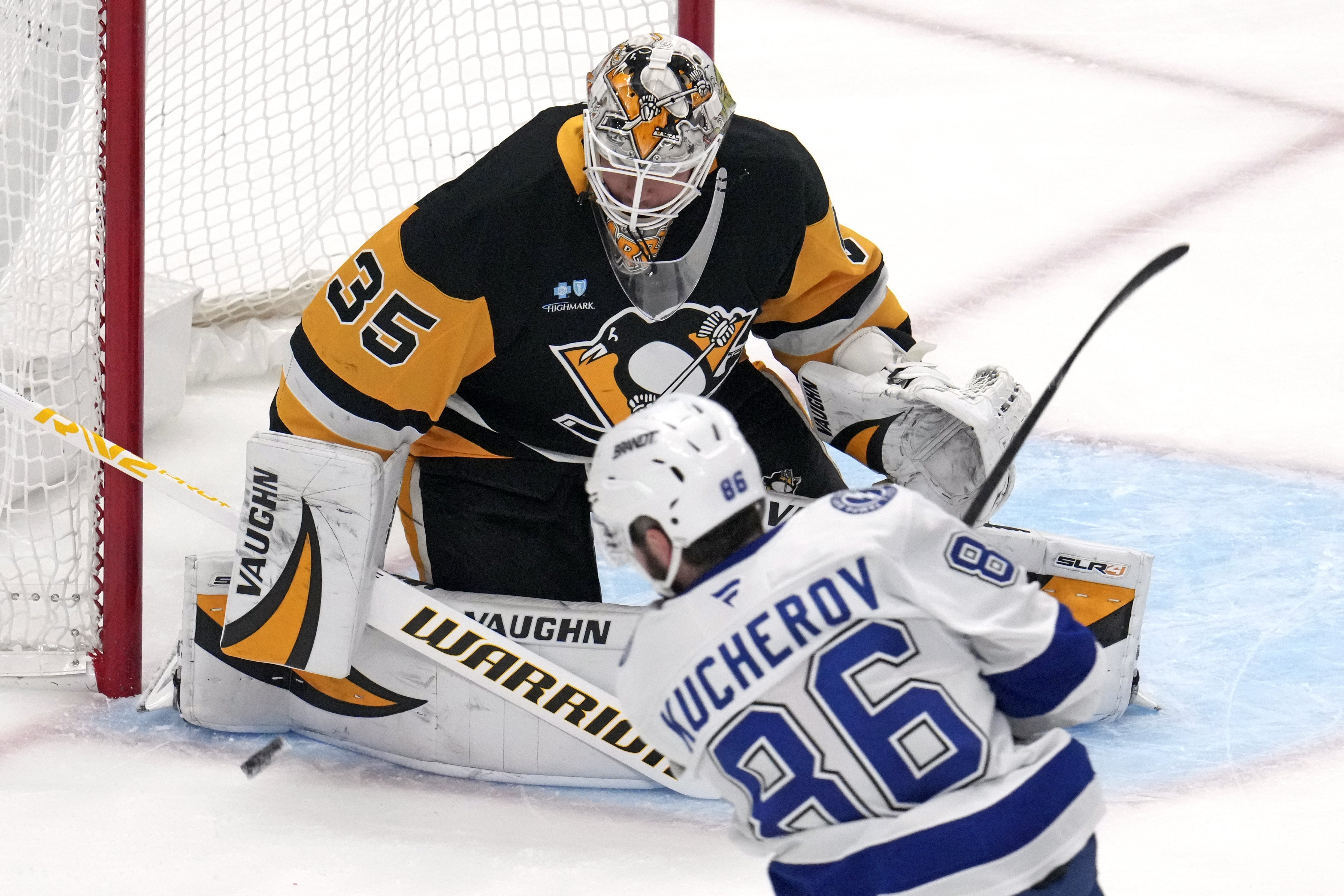 Kucherov scores twice as the Lightning beat the Penguins 5-2