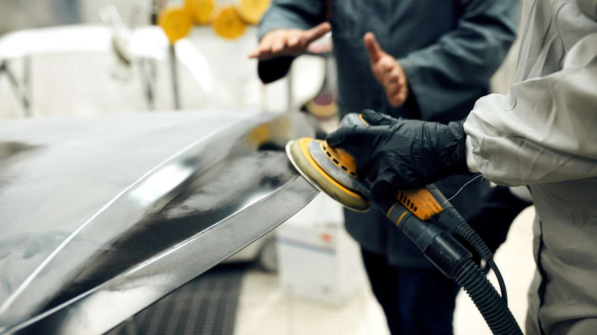 Utah high school teacher suffers from mysterious illness at work