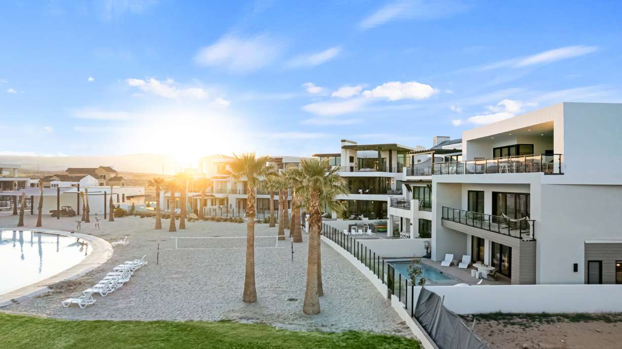 Traveling to warmer climates can help mental health