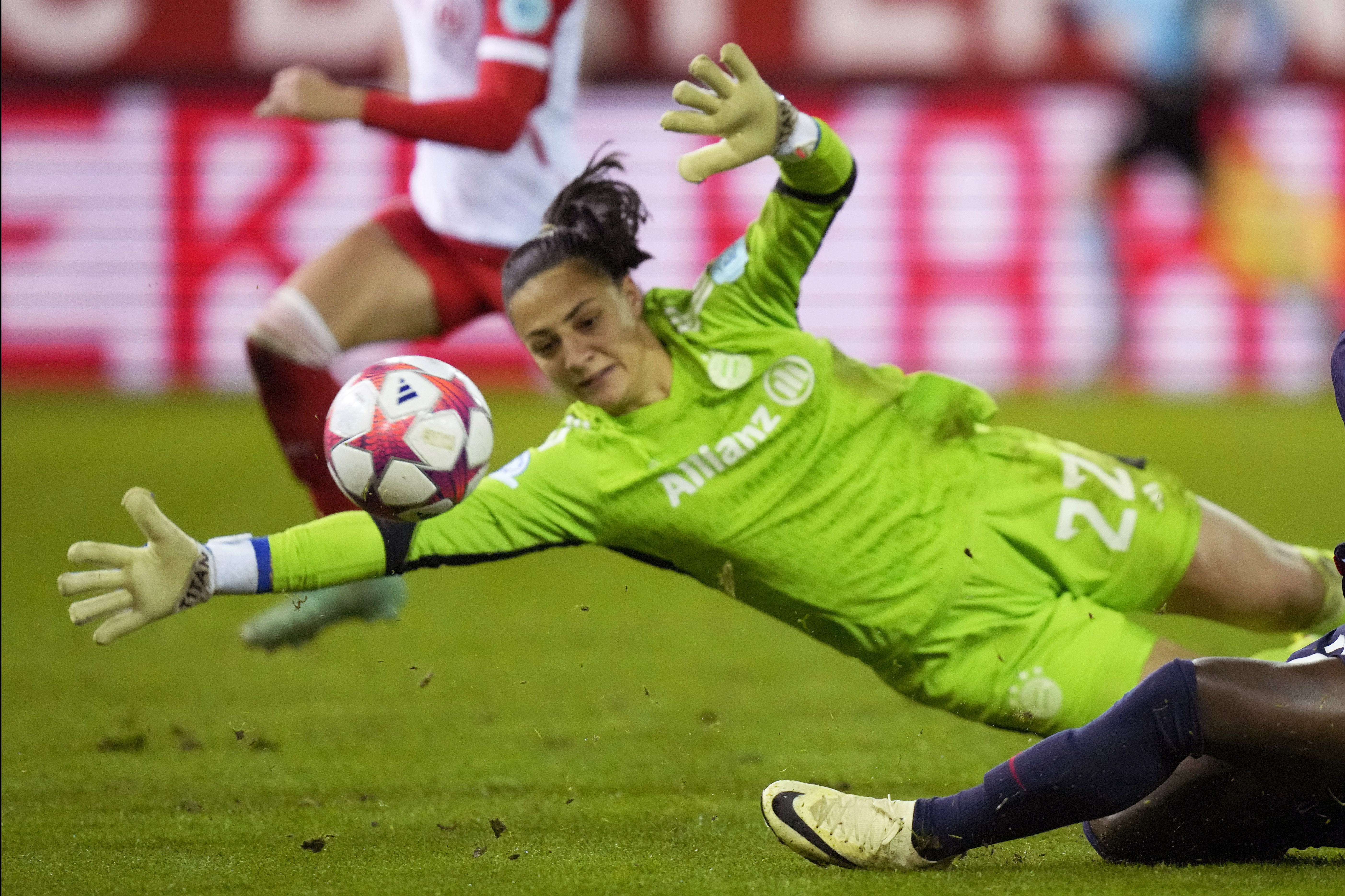 FILE - Bayern goalkeeper Maria-Luisa Grohs in action during the women's Champions League group C soccer match between FC Bayern Munich and Paris Saint-Germain in Munich, Germany, Jan. 30, 2024.