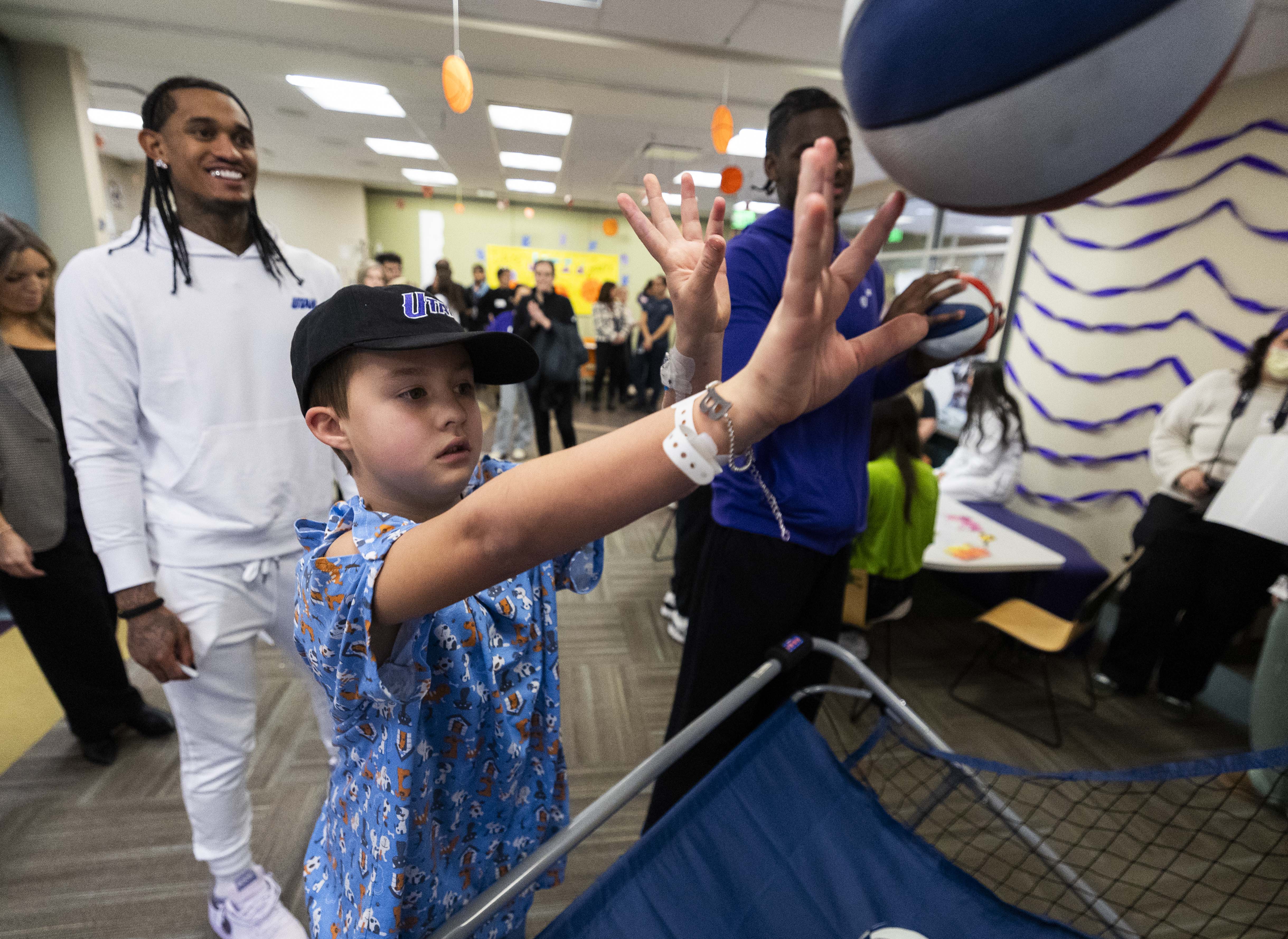 Utah Jazz players visit Primary Children's Hospital