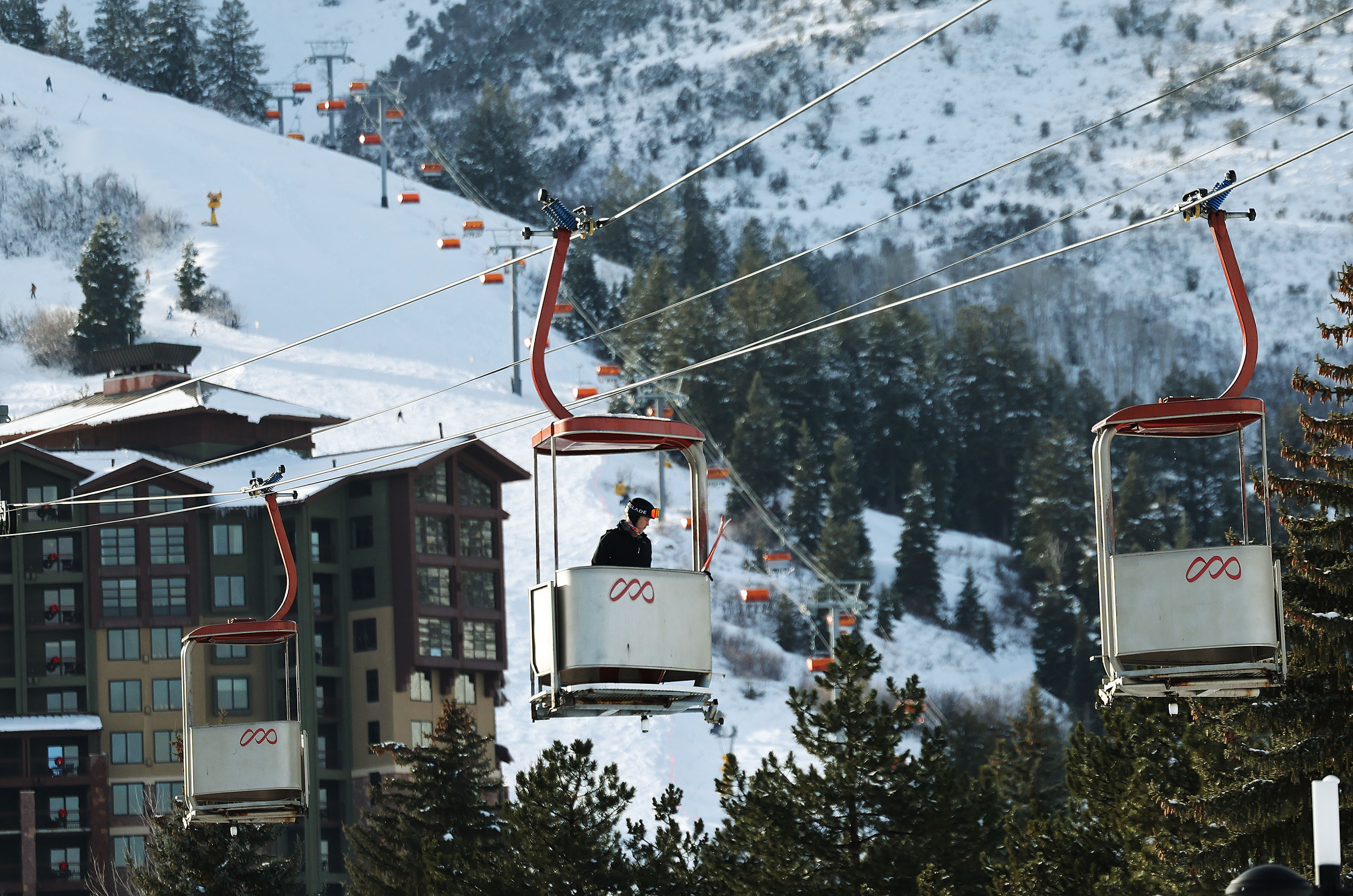 Credits offered to Park City Mountain skiers, snowboarders who visited during strike