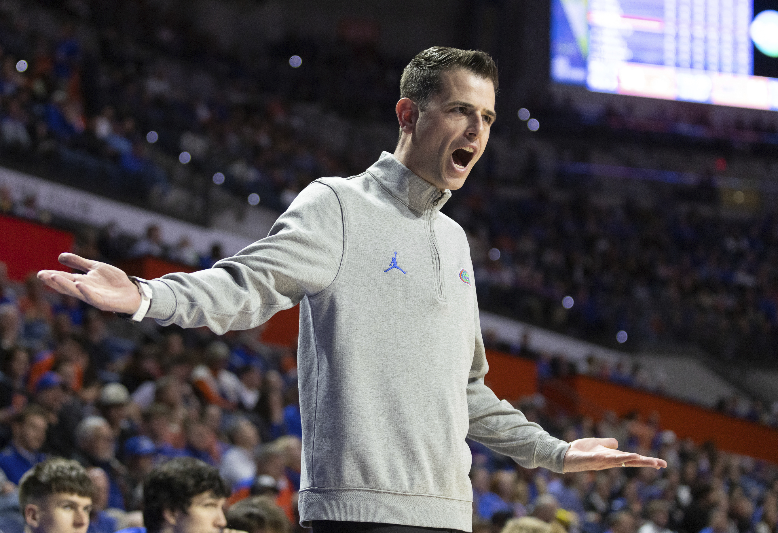 Florida head coach Todd Golden reacts during the first half of an NCAA college basketball game against Missouri Tuesday, Jan. 14, 2025, in Gainesville, Fla.