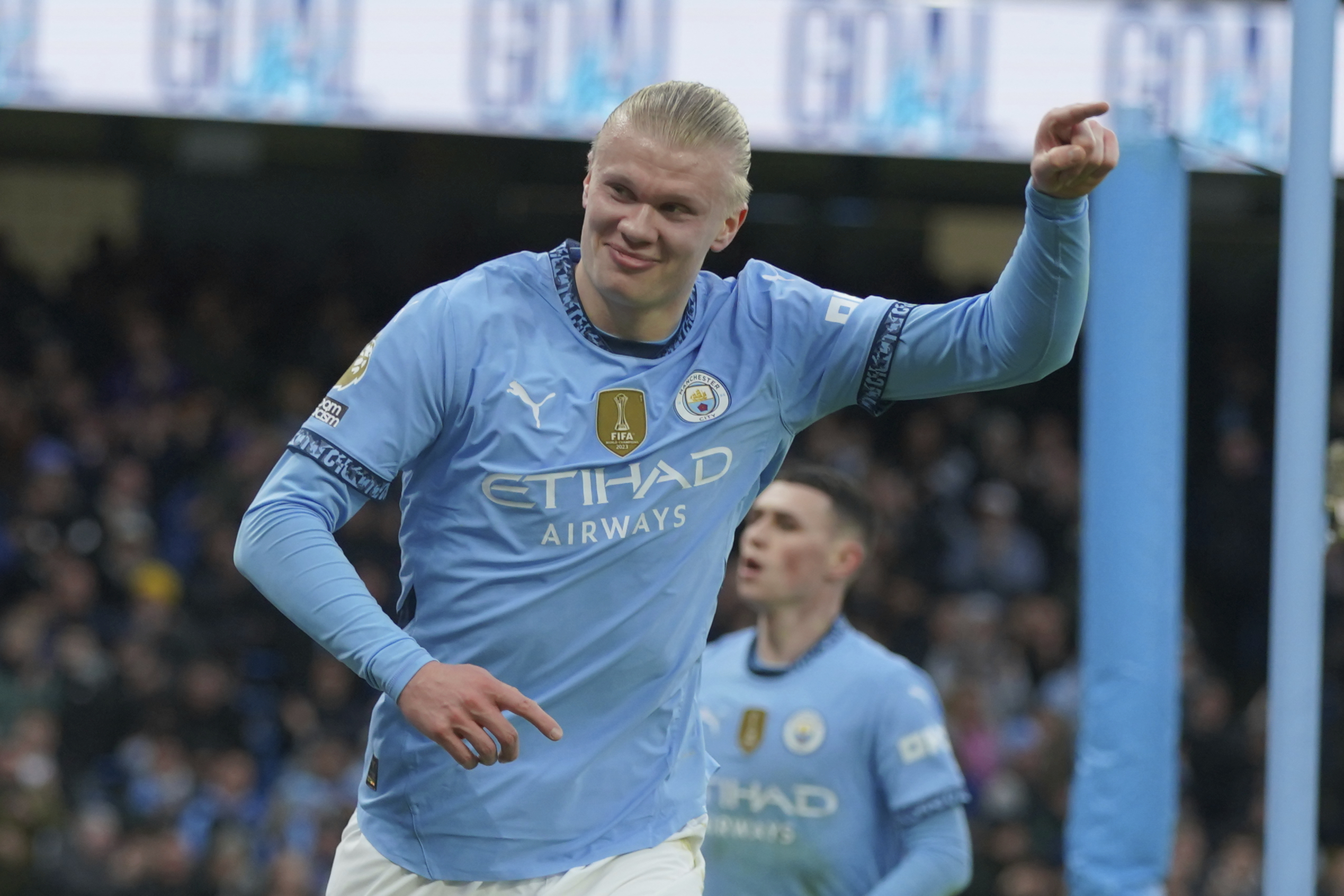 Erling Haaland signs lucrative new contract with Man City until 2034