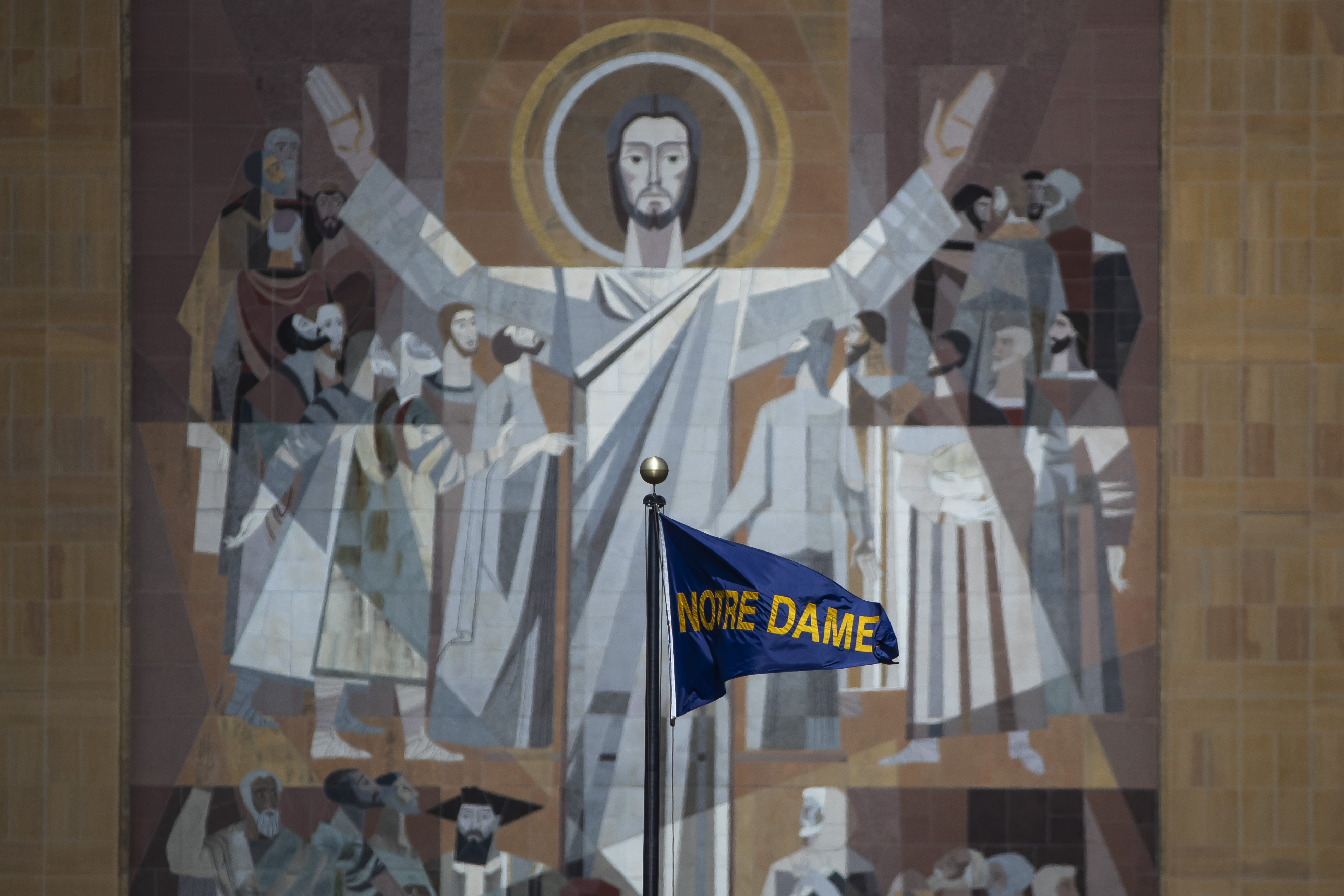 At Notre Dame, the first 'America's Team,' they wake the echoes on a run to another national title