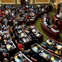 Parties debate how Utah redistricting proceeds; Legislature requests a stay
