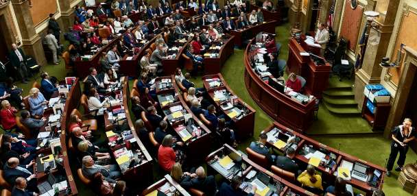 Parties debate how Utah redistricting proceeds; Legislature requests a stay