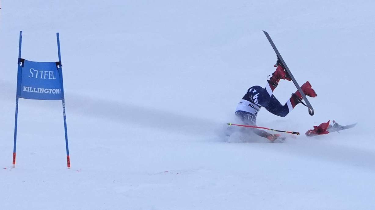 FILE -Mikaela Shiffrin, of the United States, crashes during the second run of a women's World Cup giant slalom skiing race, Nov. 30, 2024, in Killington, Vt.