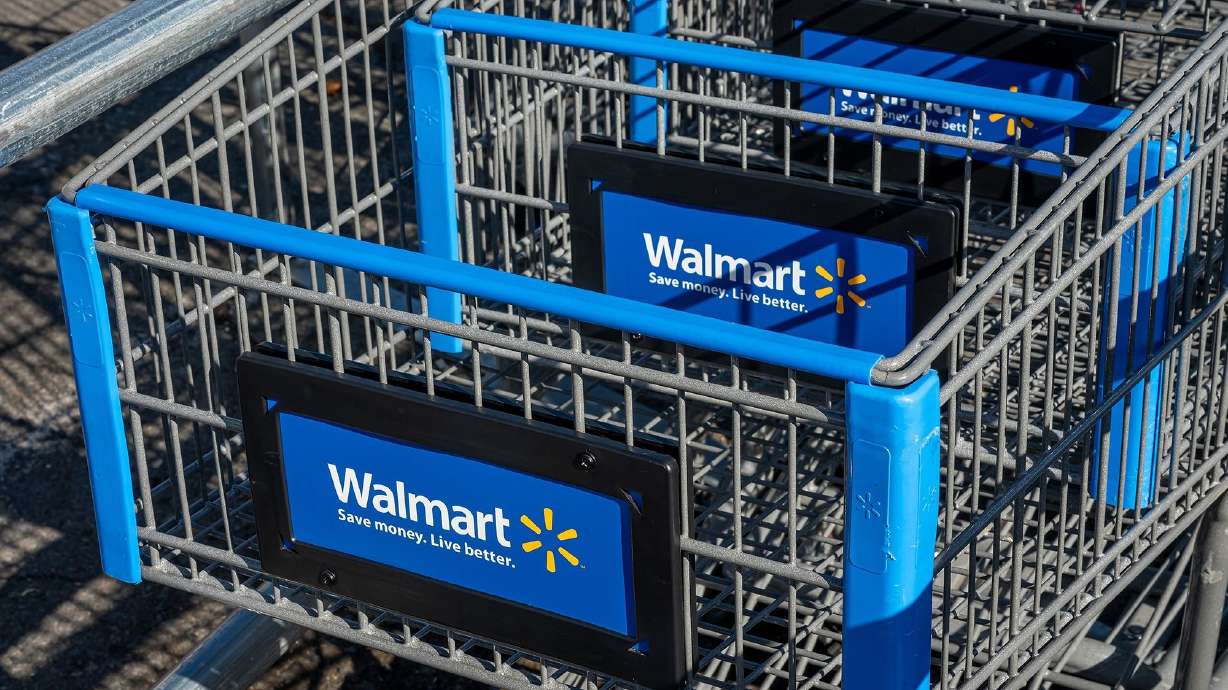 Some top Walmart managers will now make as much as $620,000 annually as part of a broader pay raise from America’s biggest retail chain.