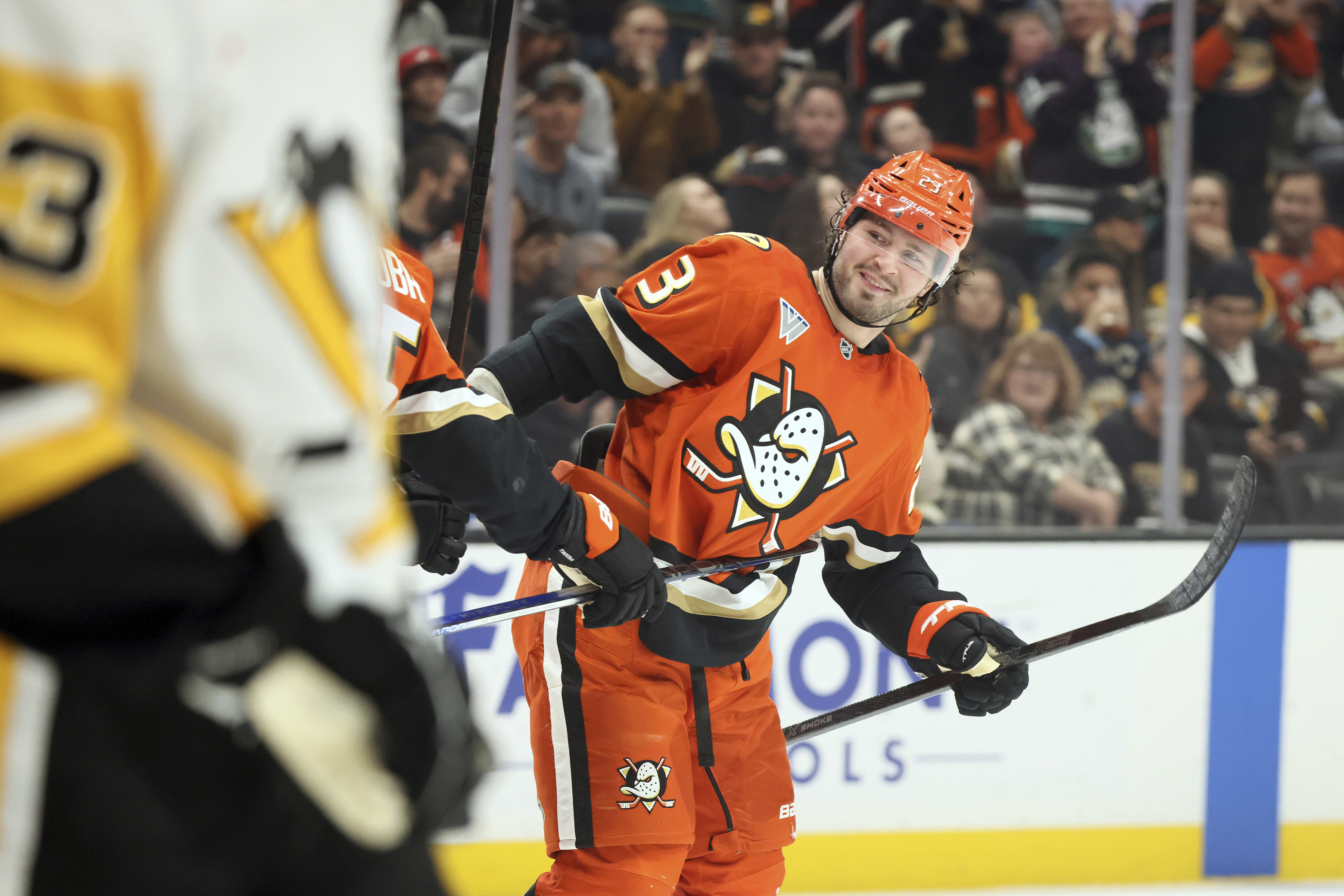 Anaheim Ducks center Mason McTavish celebrates after scoring during the first period of an NHL hockey game against the Pittsburgh Penguins, Thursday, Jan. 23, 2025, in Anaheim, Calif.