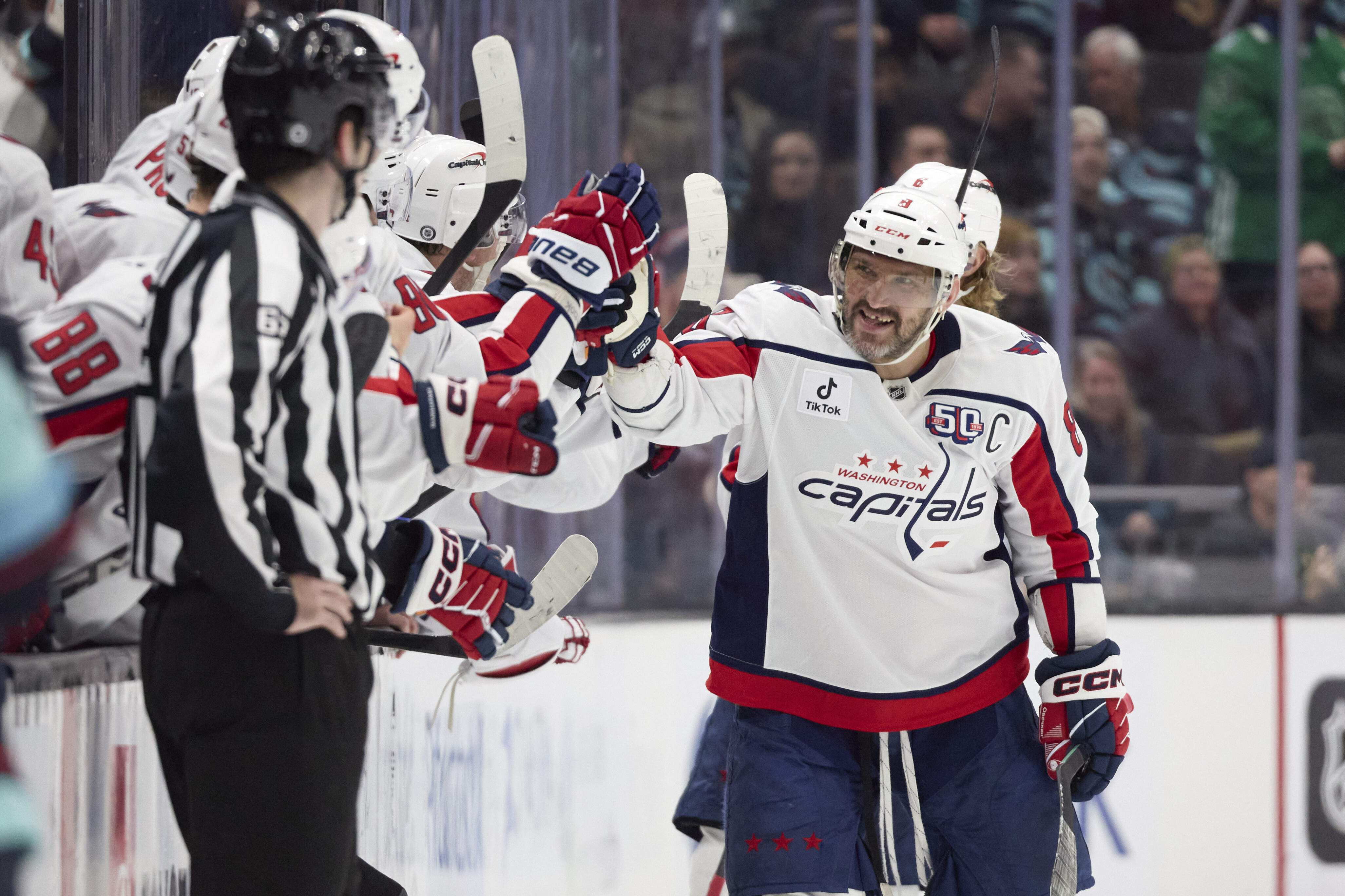 Ovechkin moves within 20 goals of breaking Wayne Gretzky's NHL record, Capitals beat Kraken 3-0