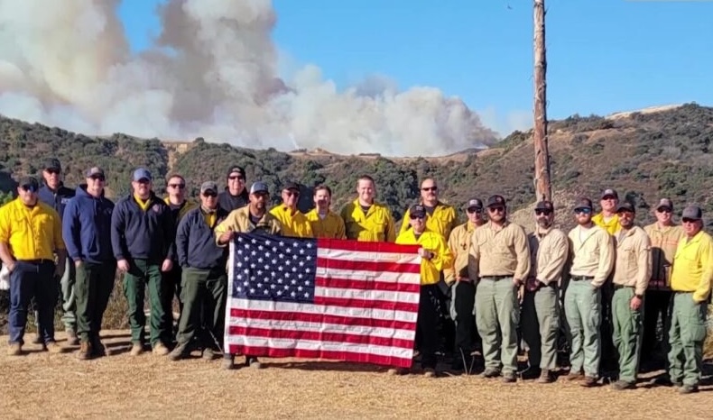 Utah firefighters return home after battling California fires