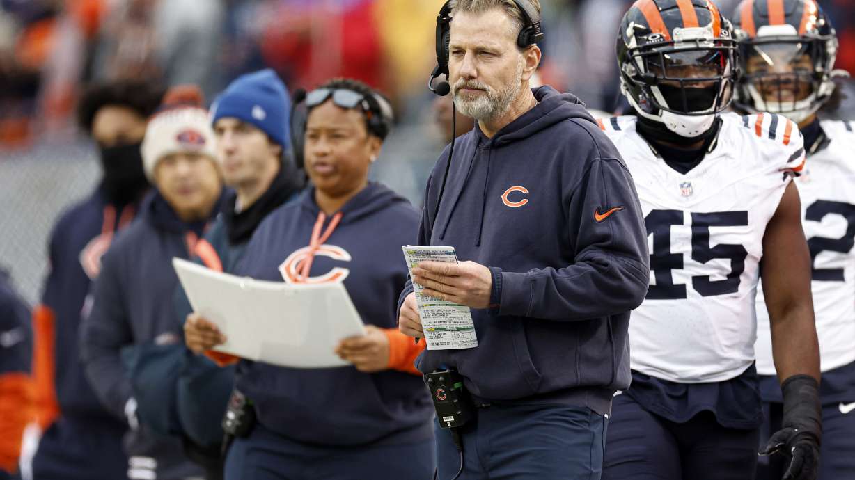 FILE - Chicago Bears head coach Matt Eberflus looks on from the sidelines during overtime of an NFL football game against the Minnesota Vikings, Sunday, Nov. 24, 2024, in Chicago.