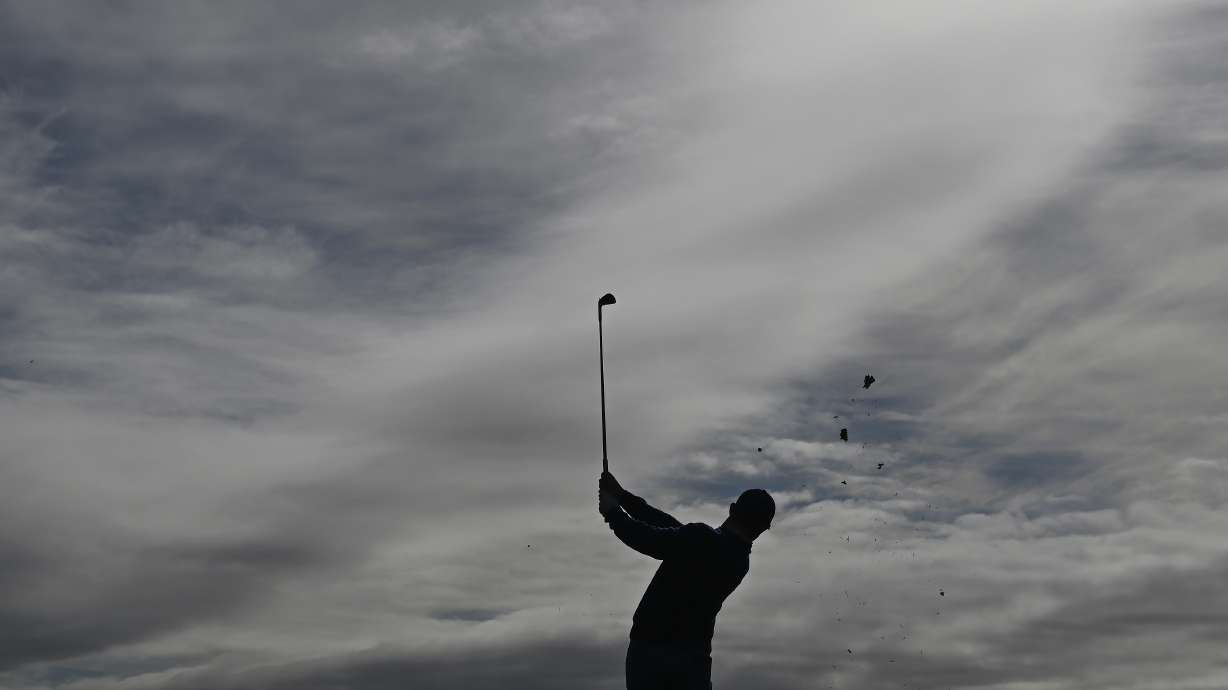 Rory McIlroy overpowers Pebble Beach and wins in a runaway | KSL.com