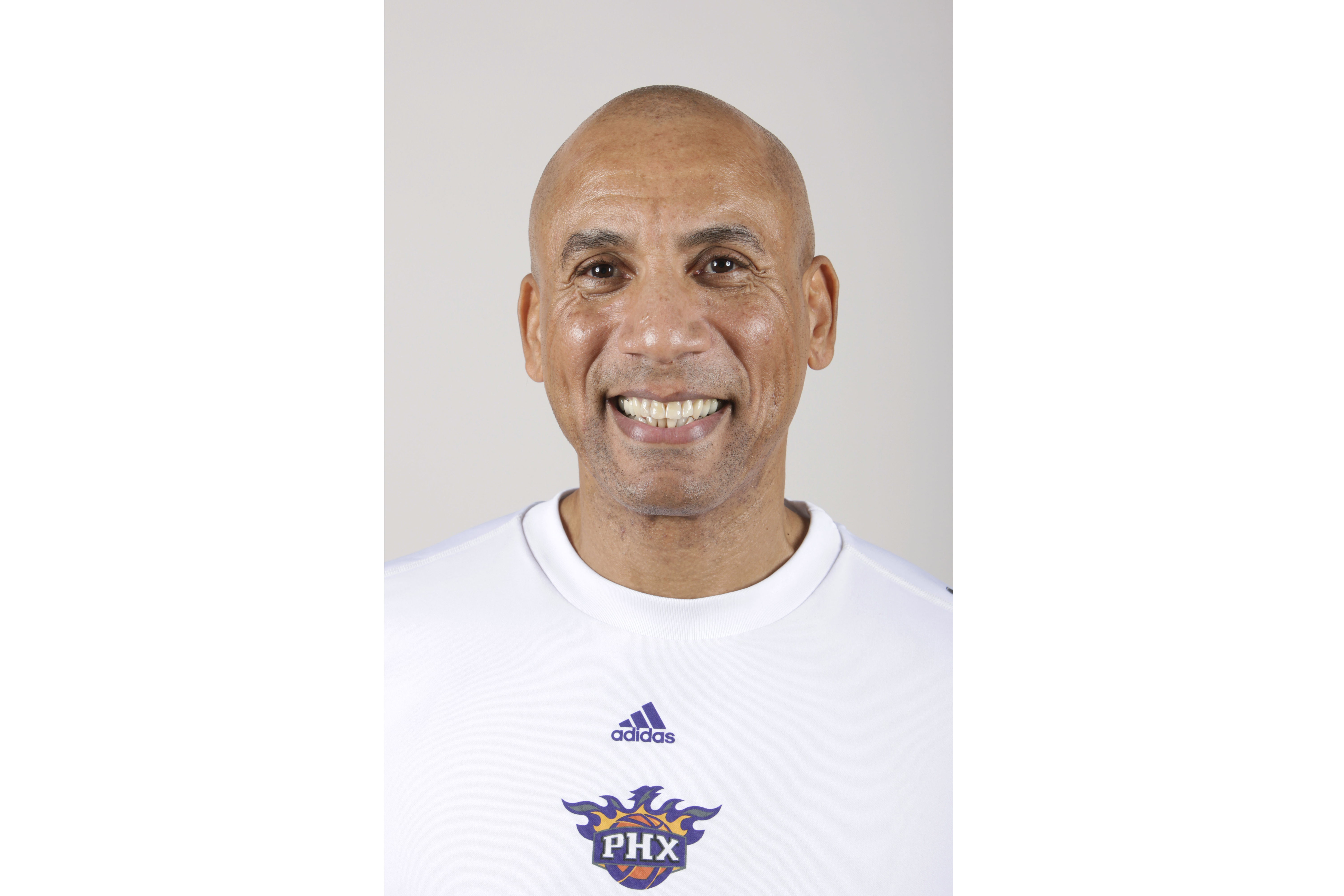 FILE - Phoenix Suns assistant coach John Shumate during Suns media day Monday, Sept. 28, 2009, in Phoenix. 