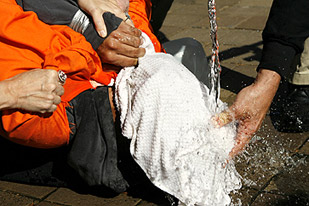 Interview - The effects of waterboarding