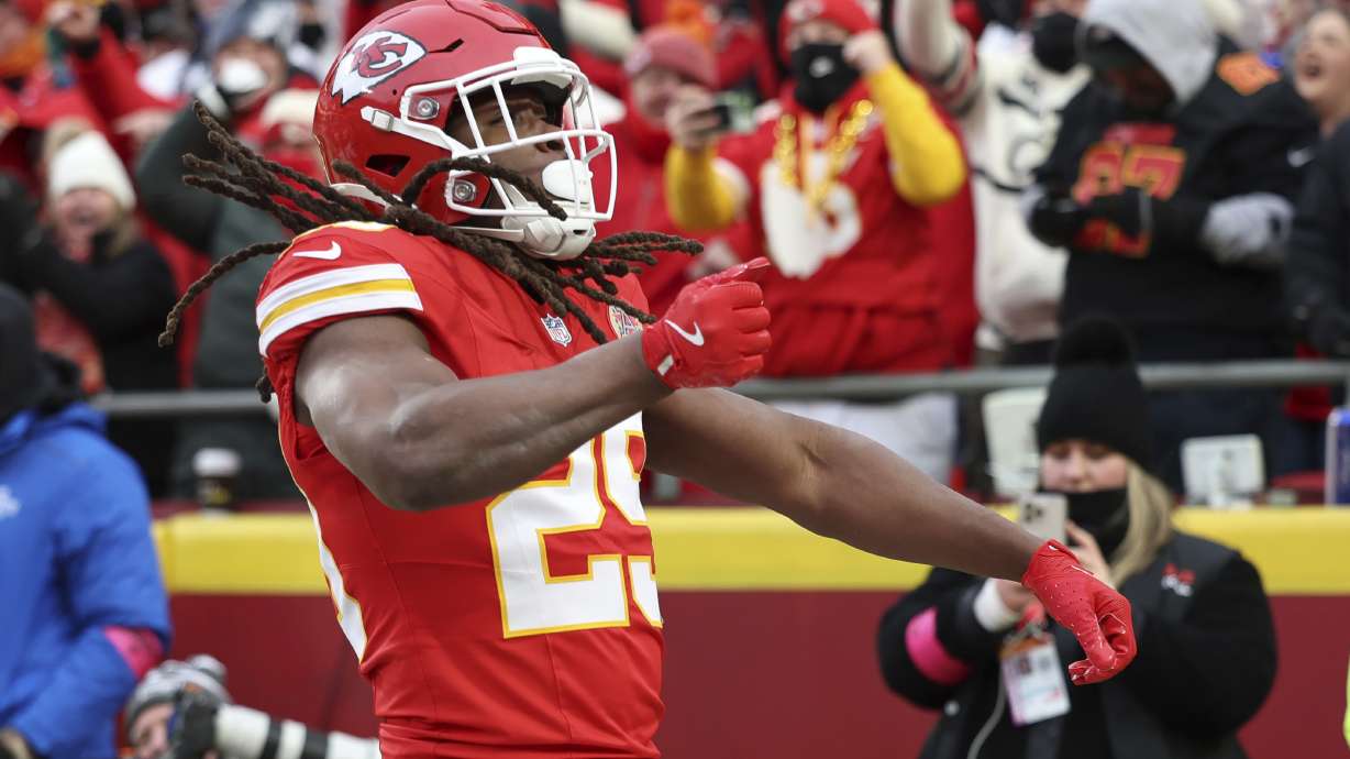 Kansas City Chiefs running back Kareem Hunt celebrates after scoring during the first half of an NFL football AFC divisional playoff game against the Houston Texans Saturday, Jan. 18, 2025, in Kansas City, Mo.