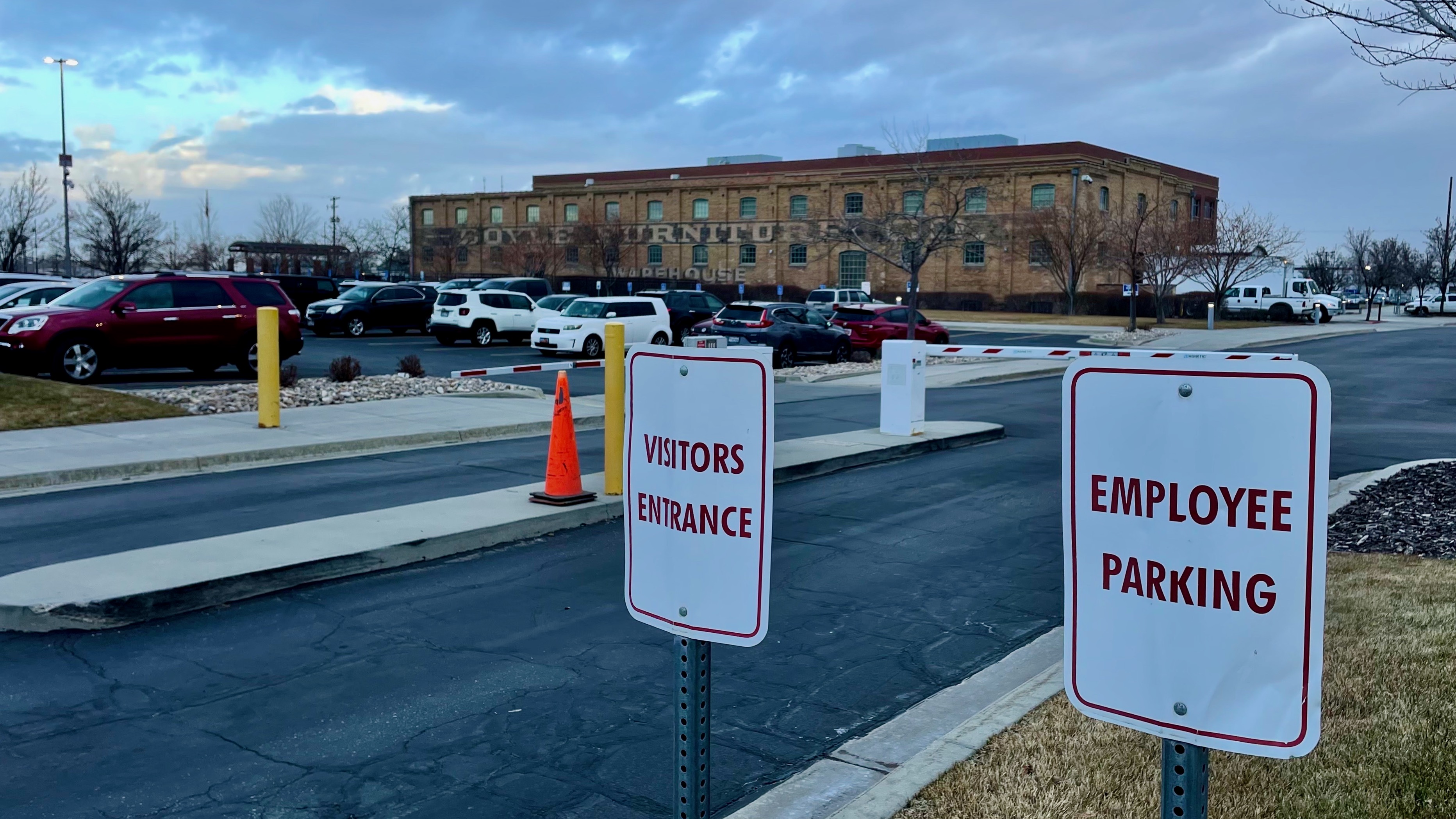 Union reps support Ogden IRS workers amid growing pressure on federal employees to resign