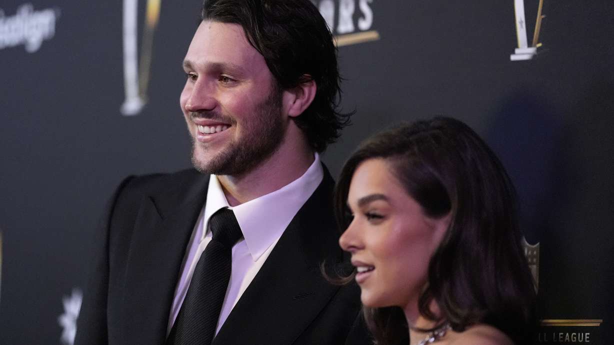 Josh Allen, of the Buffalo Bills, and his fiancé, Hailee Steinfeld, pose on the red carpet at the NFL Honors award show ahead of the Super Bowl 59 football game, Thursday, Feb. 6, 2025, in New Orleans.