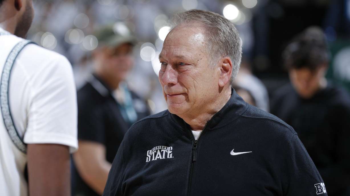 Michigan State coach Tom Izzo reacts following an NCAA college basketball game against Oregon, Saturday, Feb. 8, 2025, in East Lansing, Mich.